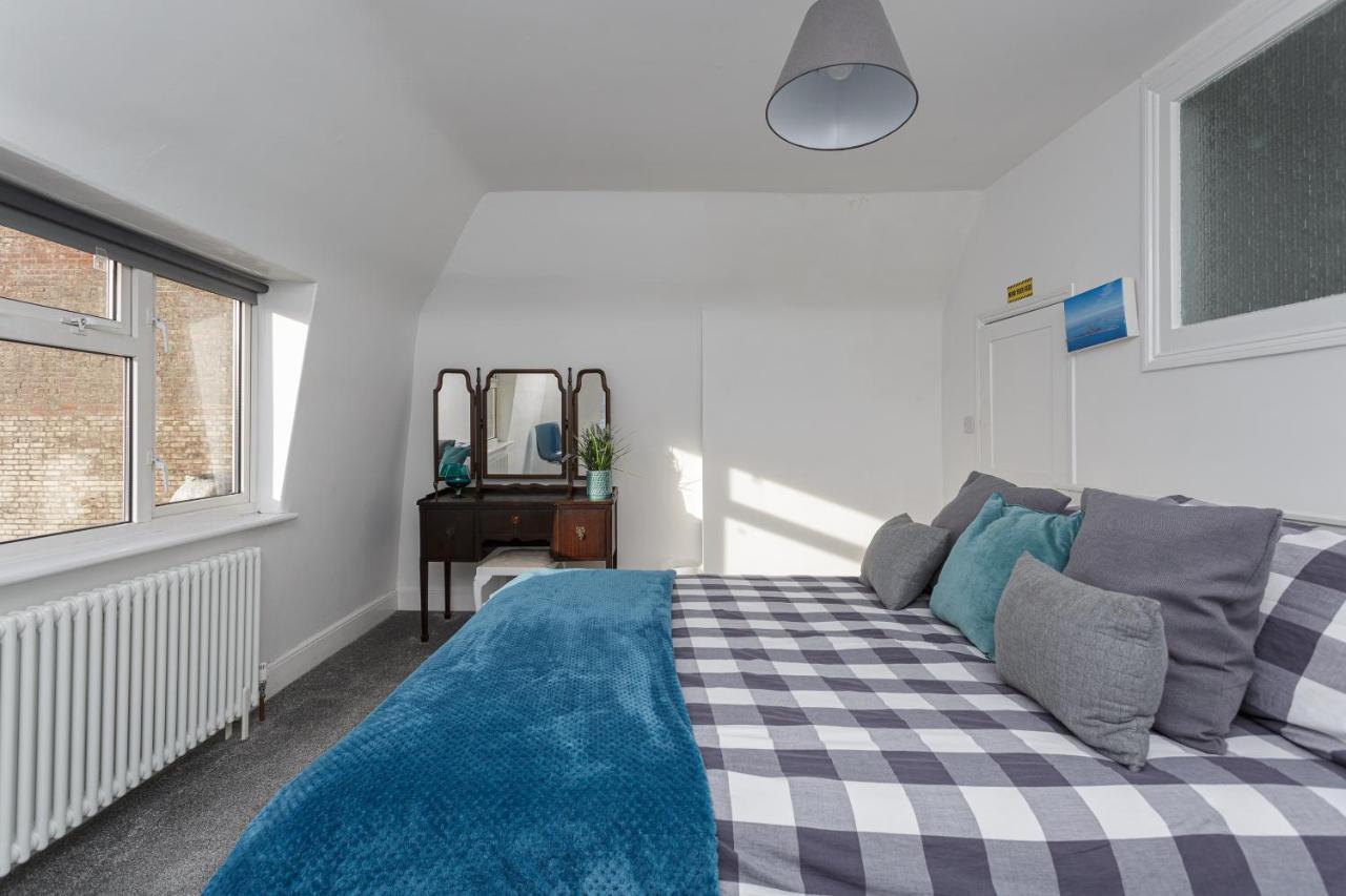 At The Heart & Soul Of Southsea Apartment Portsmouth Ngoại thất bức ảnh