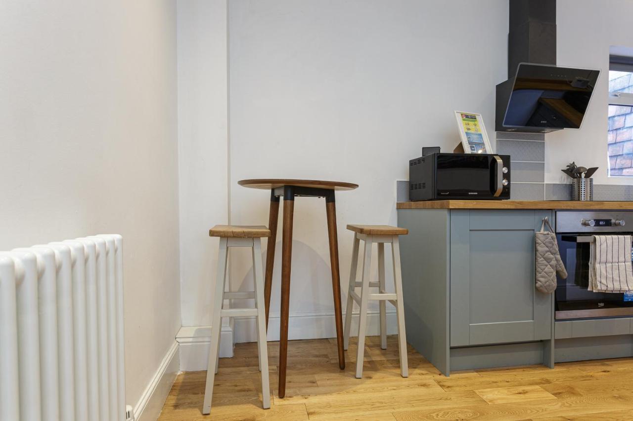 At The Heart & Soul Of Southsea Apartment Portsmouth Ngoại thất bức ảnh