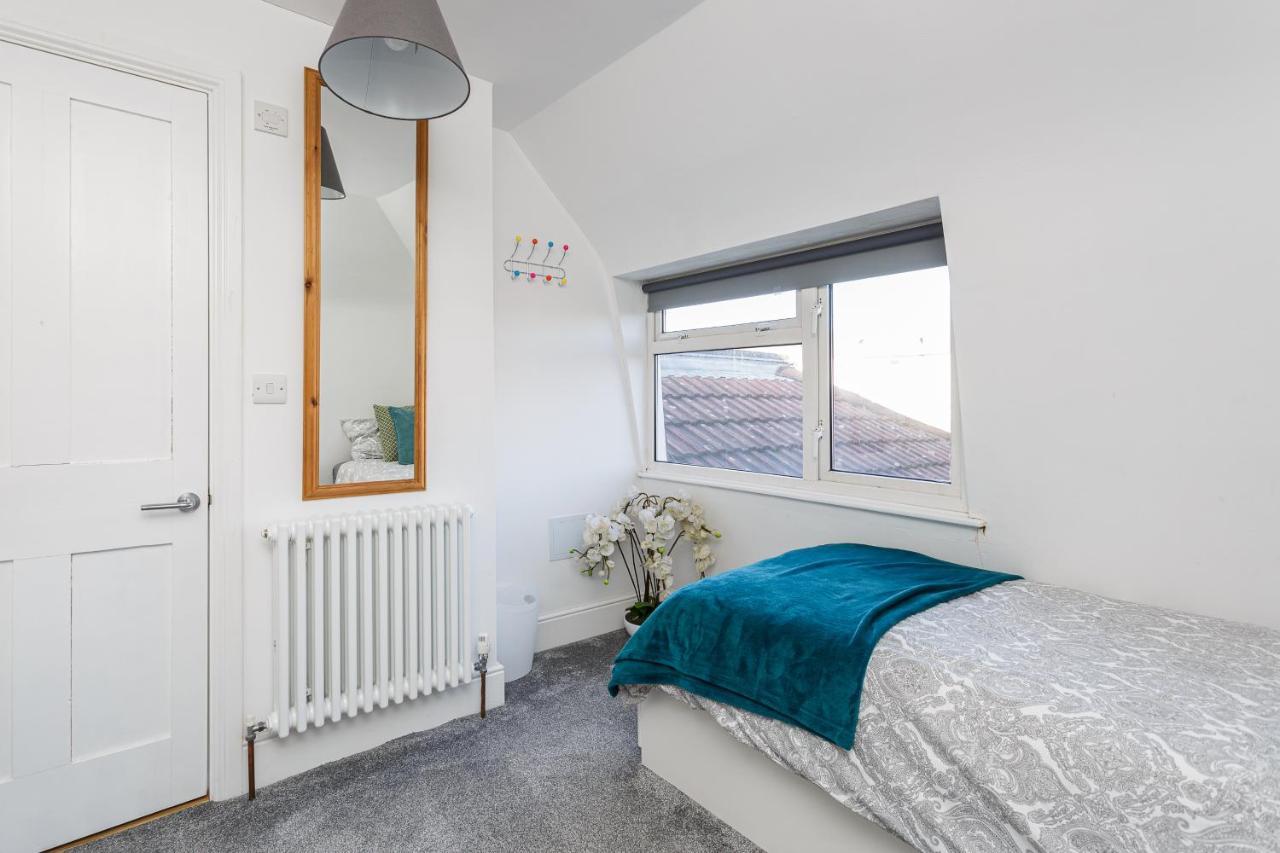 At The Heart & Soul Of Southsea Apartment Portsmouth Ngoại thất bức ảnh